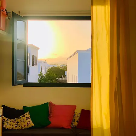 Cerca Del Aeropuerto Y Playa En Casa Familiar * 플라야 온다