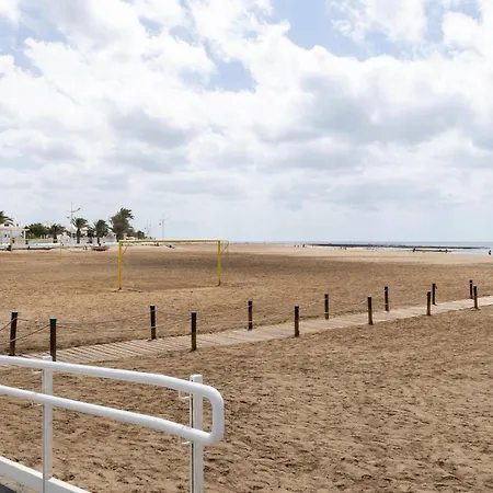 Amplias Cerca De La Playa Y Del Aeropuerto * Playa Honda (Lanzarote)
