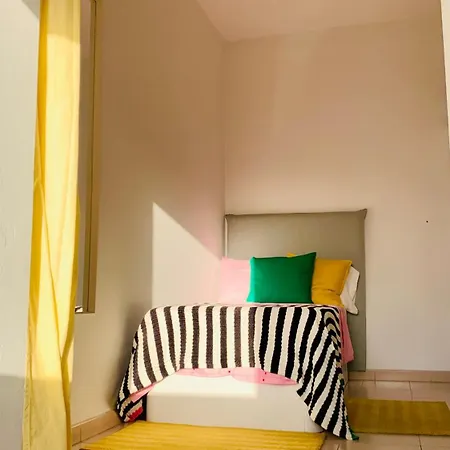 ホームステイ Cerca Del Aeropuerto Y Playa En Casa Familiar プラヤ・オンダ